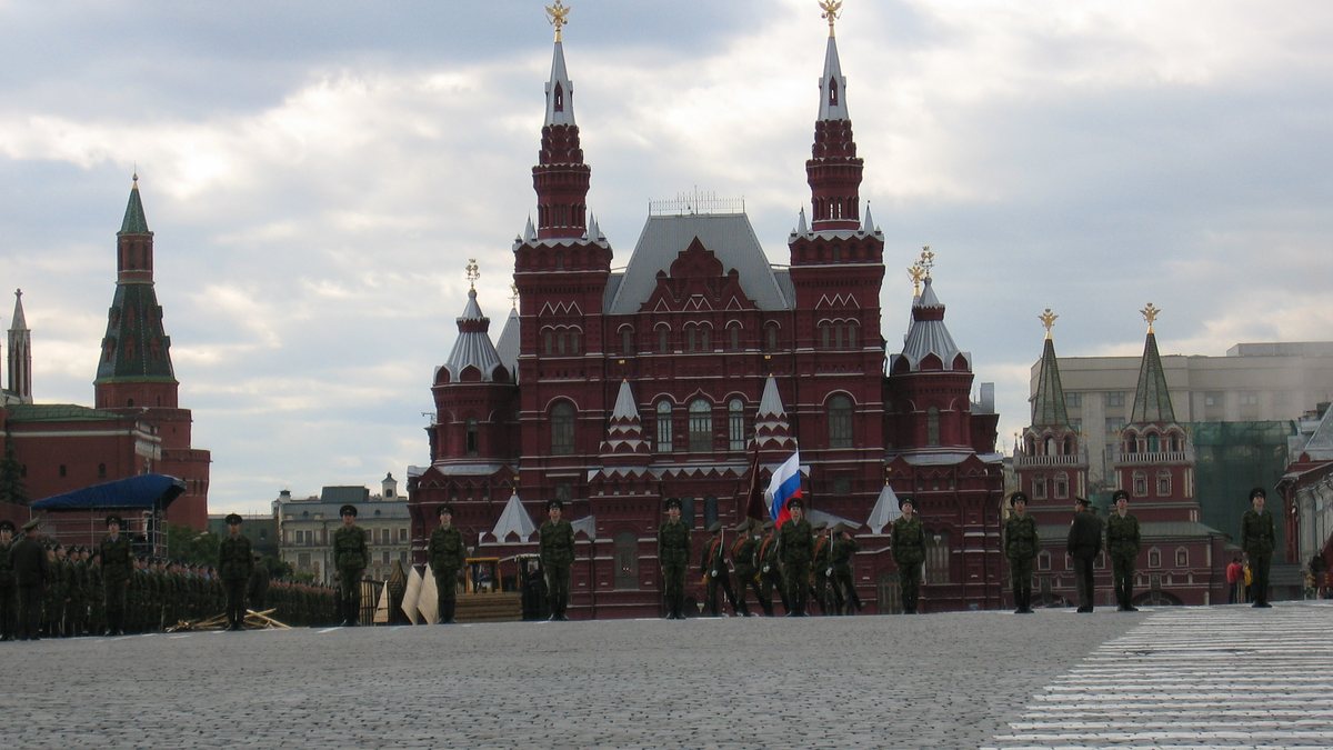 Общевоинские уставы ВС РФ: шпаргалка к зачету по общевоенной подготовке